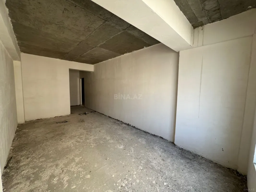 Satılır 4 otaqlı mənzil 171 m²