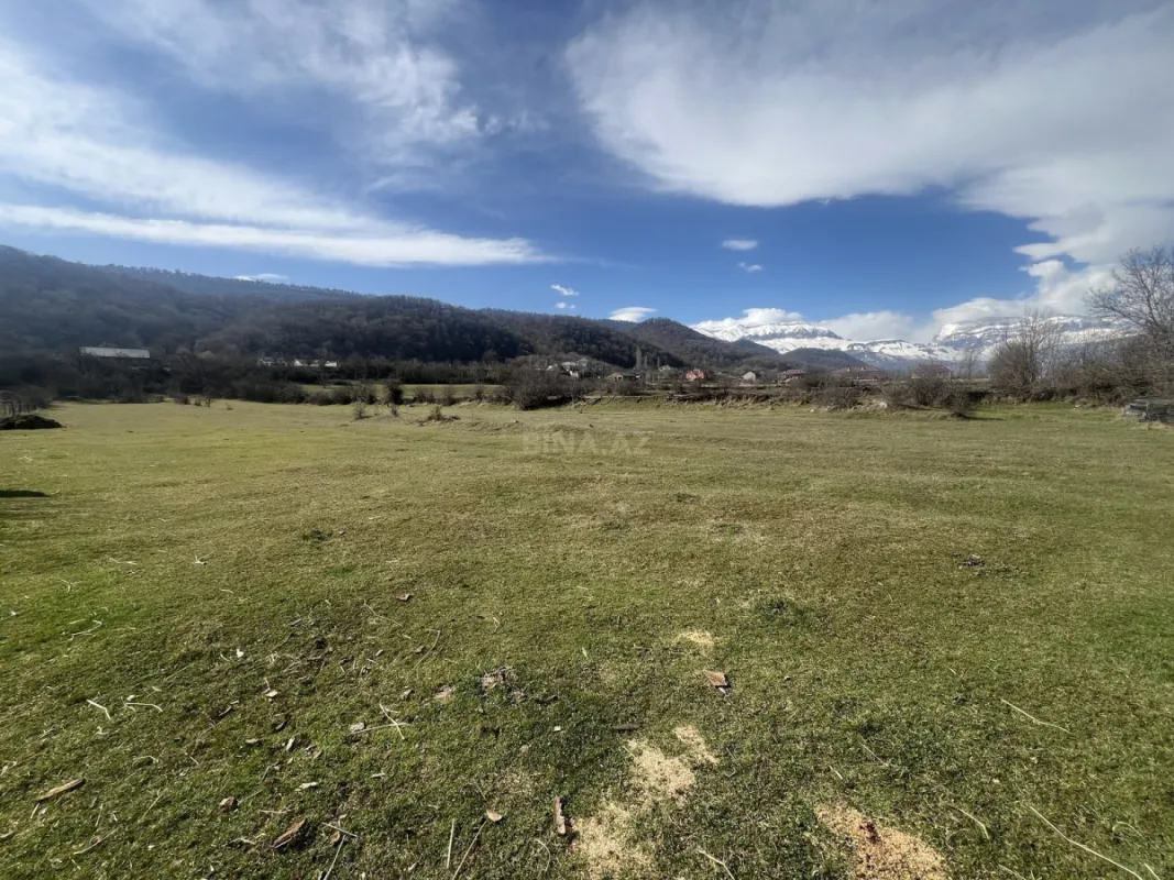 Satılır torpaq sahəsi 25 m²