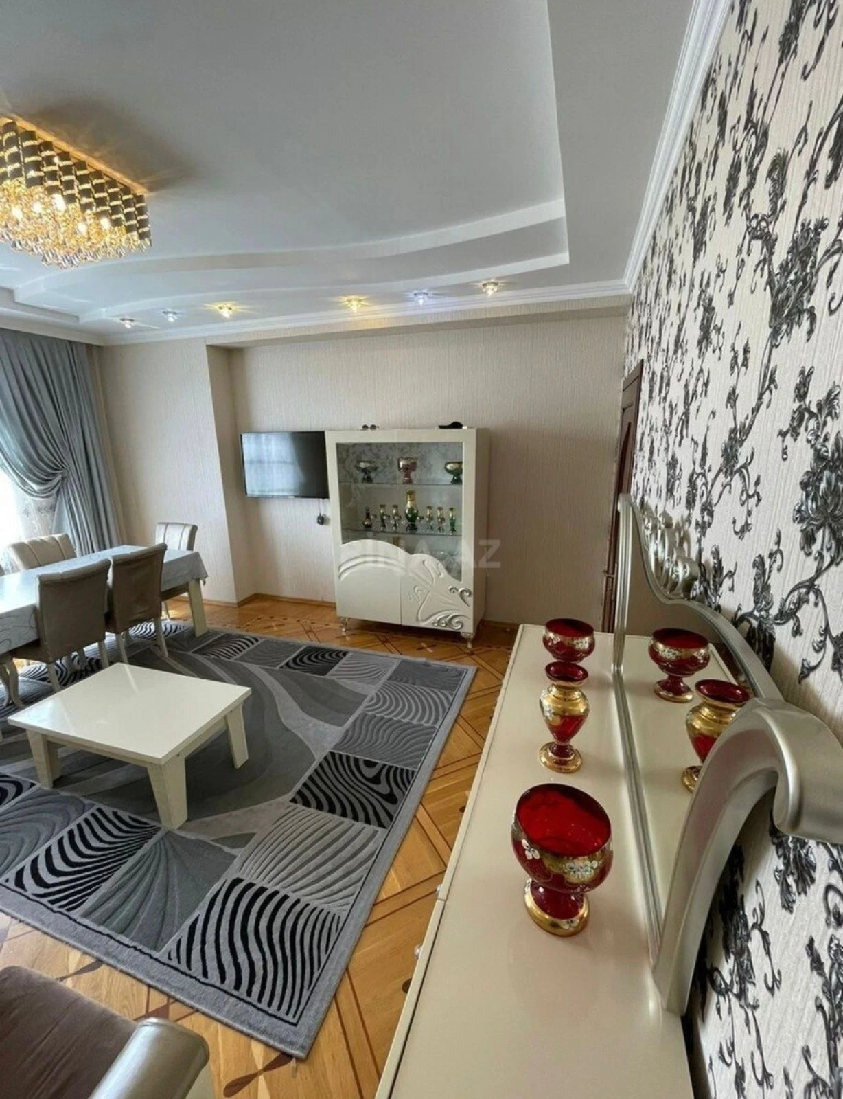 Satılır 3 otaqlı mənzil 90 m²