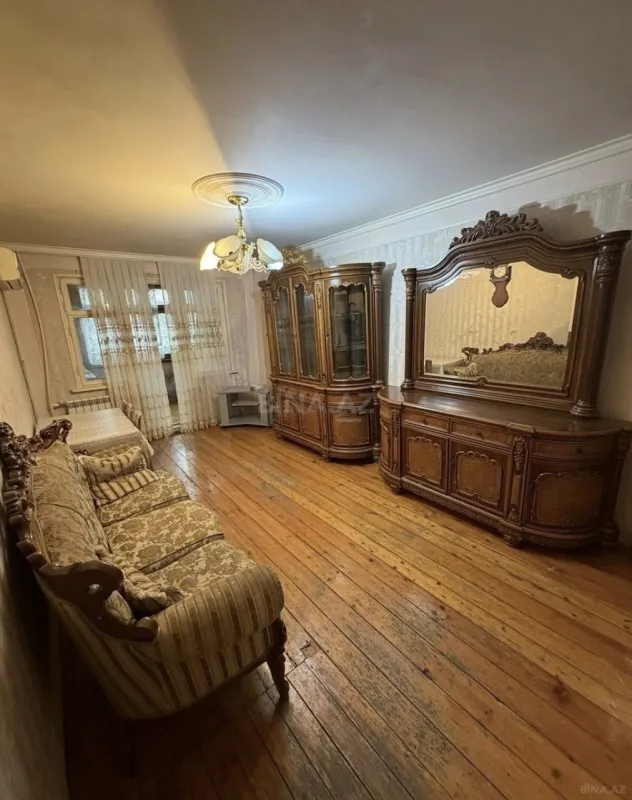 Satılır 2 otaqlı mənzil 35 m²