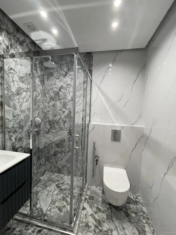 Satılır 3 otaqlı mənzil 150 m²