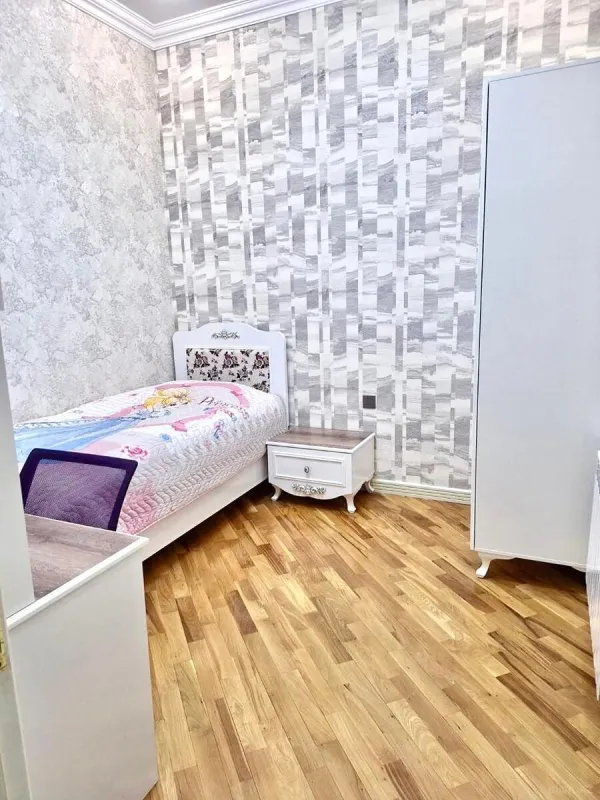 Satılır 3 otaqlı mənzil 75 m²
