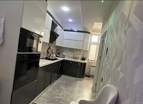 Satılır 2 otaqlı mənzil 63 m²