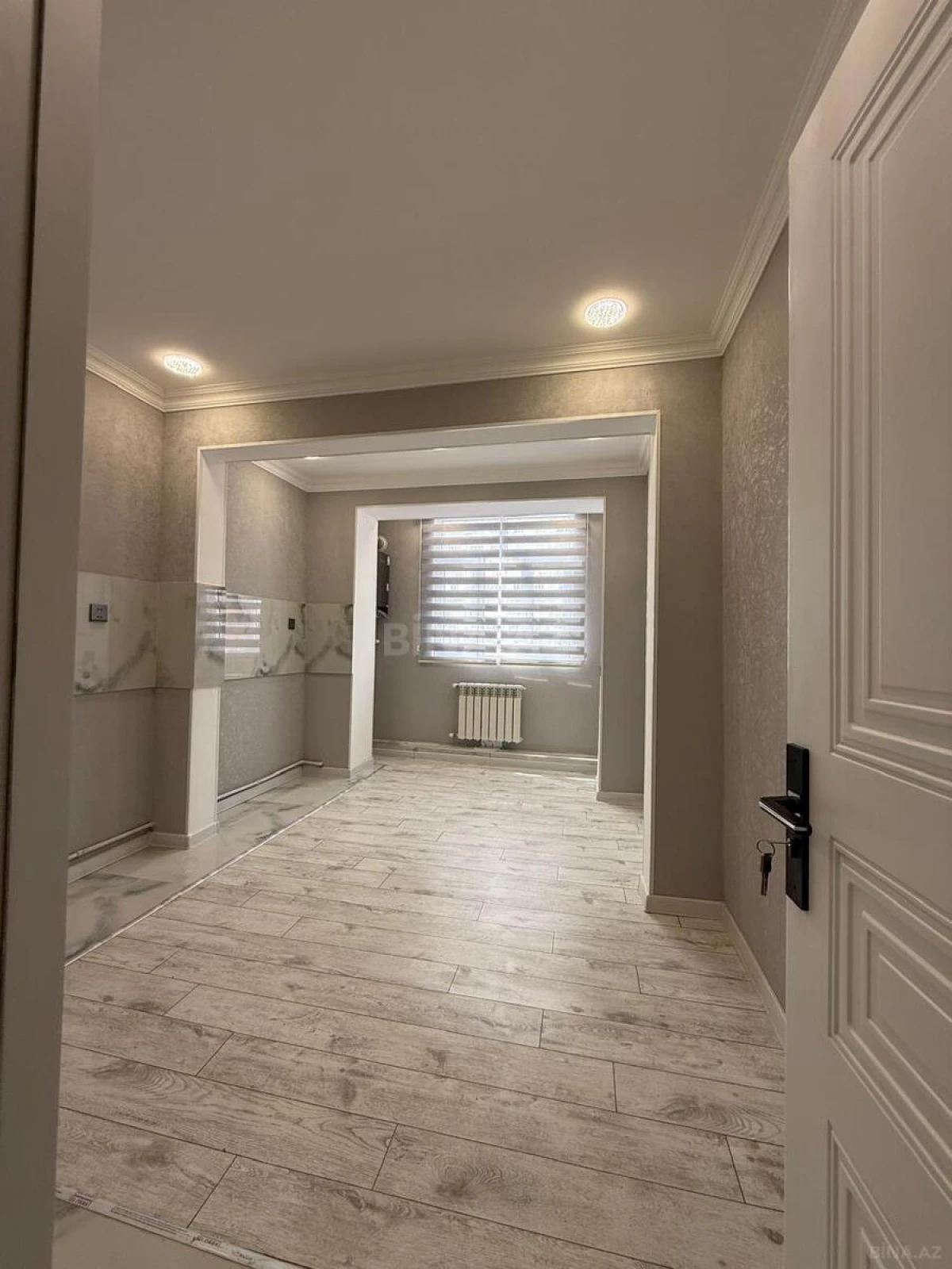 Satılır 2 otaqlı mənzil 60 m²