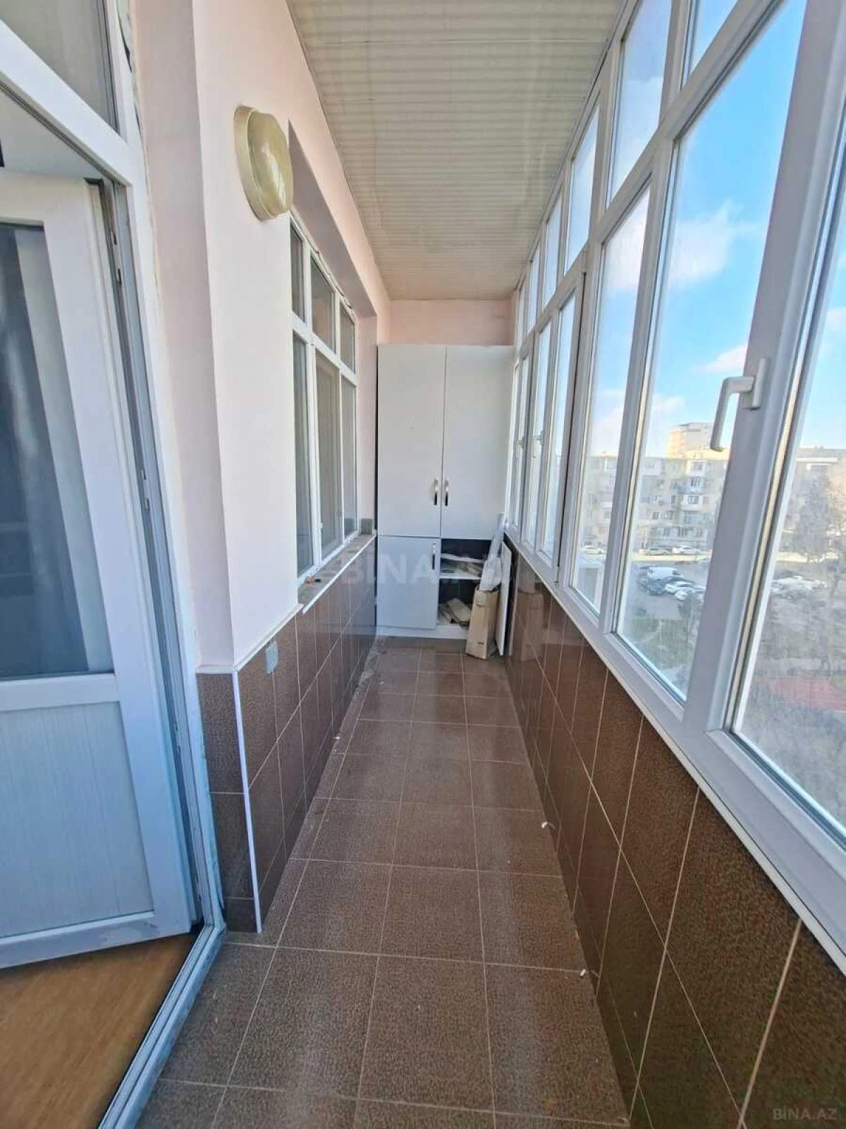 Satılır 3 otaqlı mənzil 110 m²