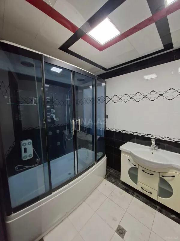 Satılır 3 otaqlı mənzil 110 m²