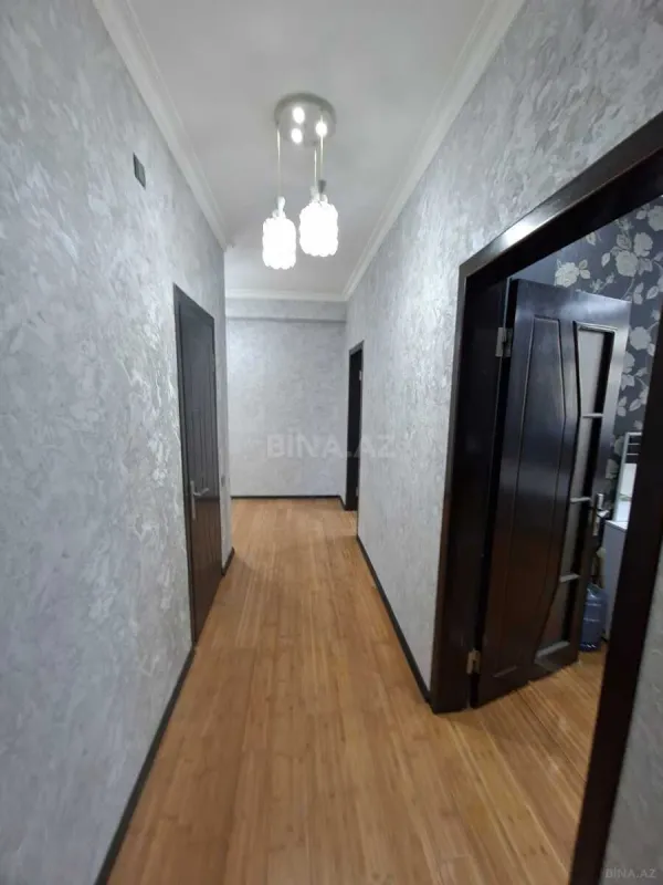 Satılır 3 otaqlı mənzil 110 m²