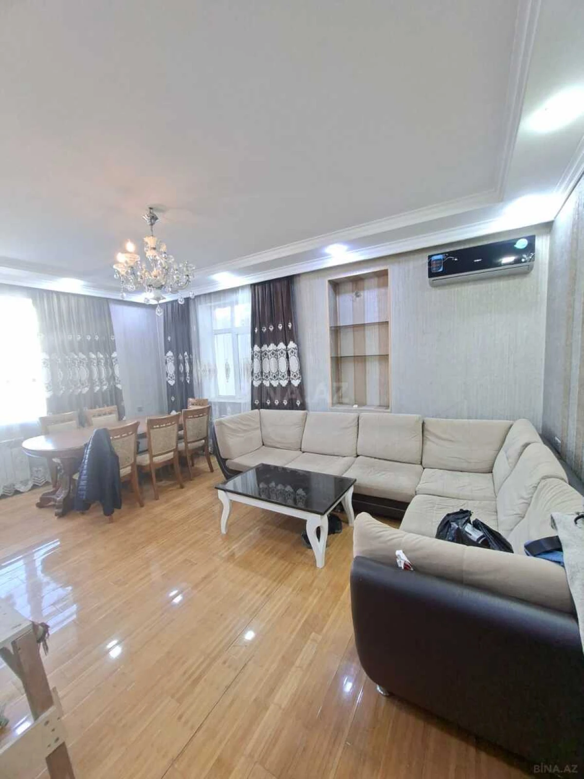 Satılır 3 otaqlı mənzil 110 m²