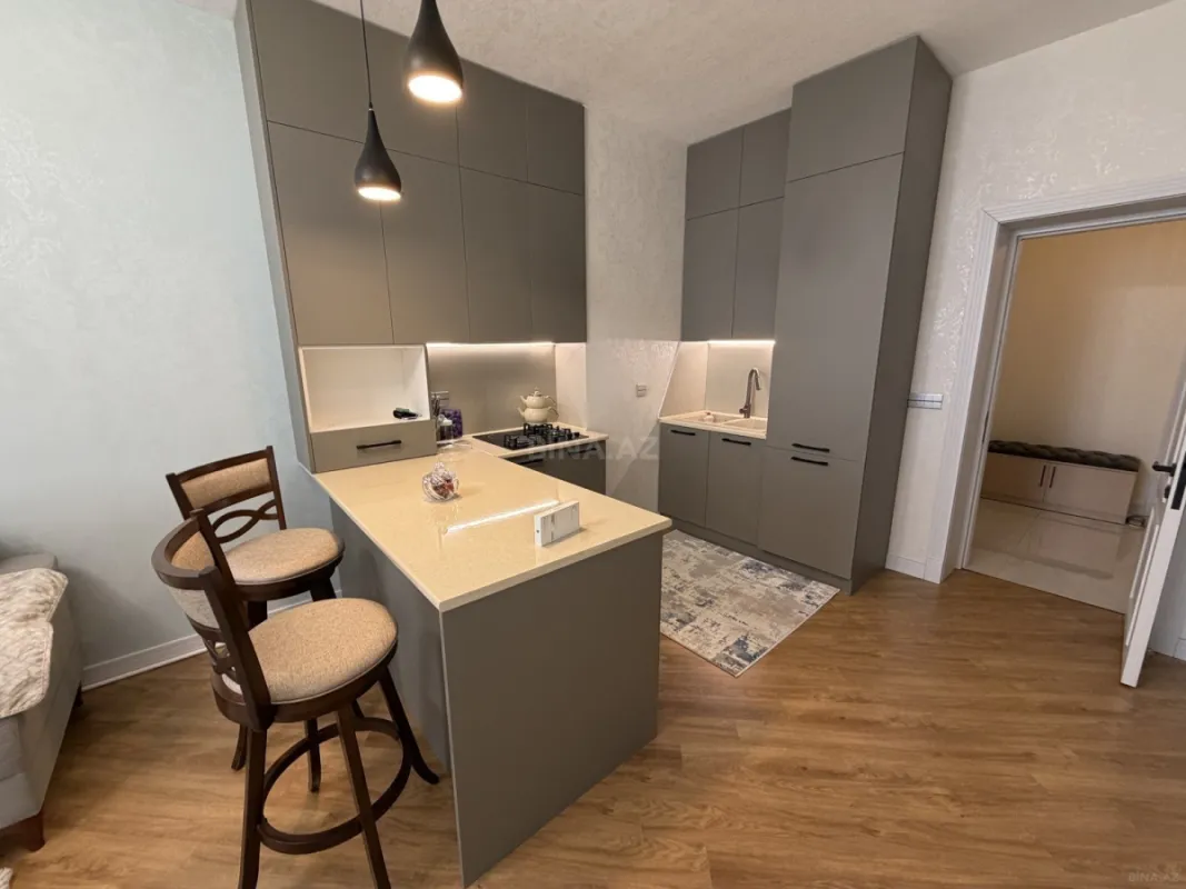 Kirayə verilir 2 otaqlı mənzil 78 m²