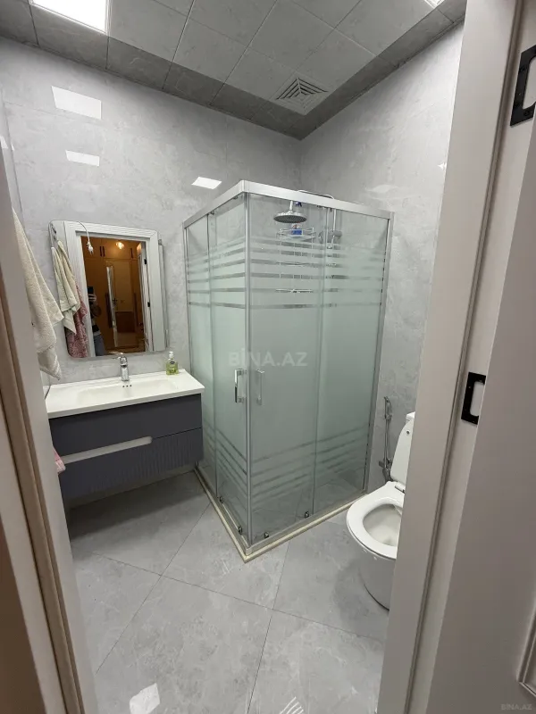 Kirayə verilir 2 otaqlı mənzil 78 m²