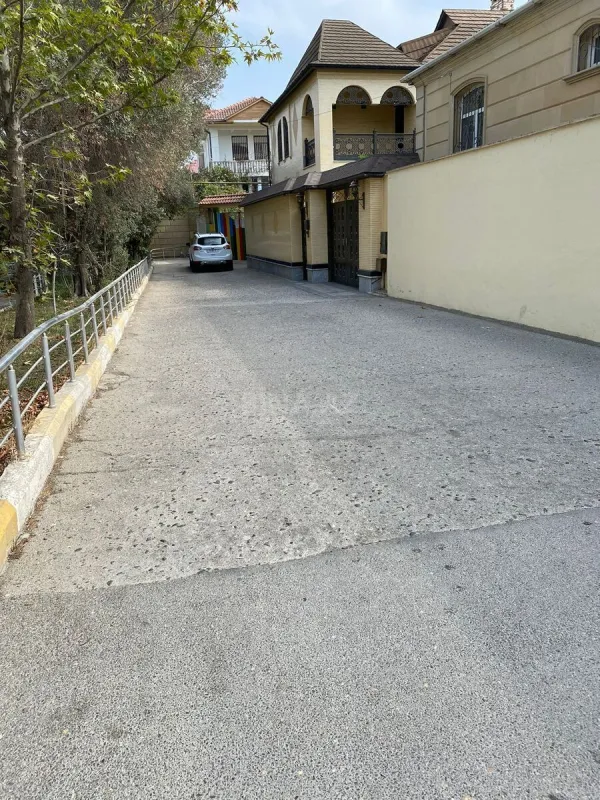 Kirayə verilir 6 otaqlı həyət evi 350 m²