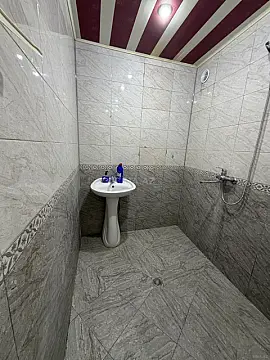 Kirayə verilir 2 otaqlı mənzil 45 m²