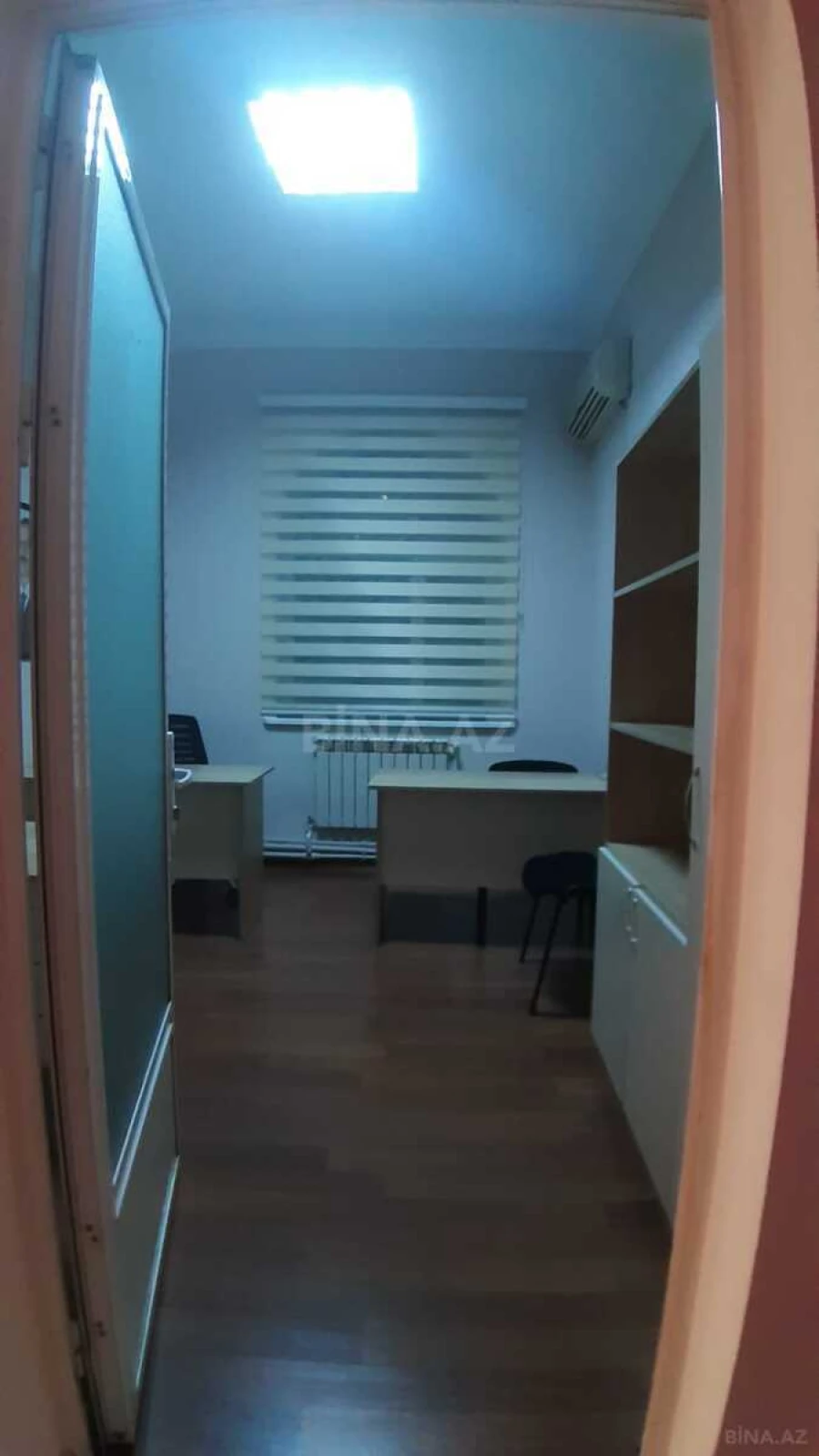 Kirayə verilir 1 otaqlı ofis 13 m²