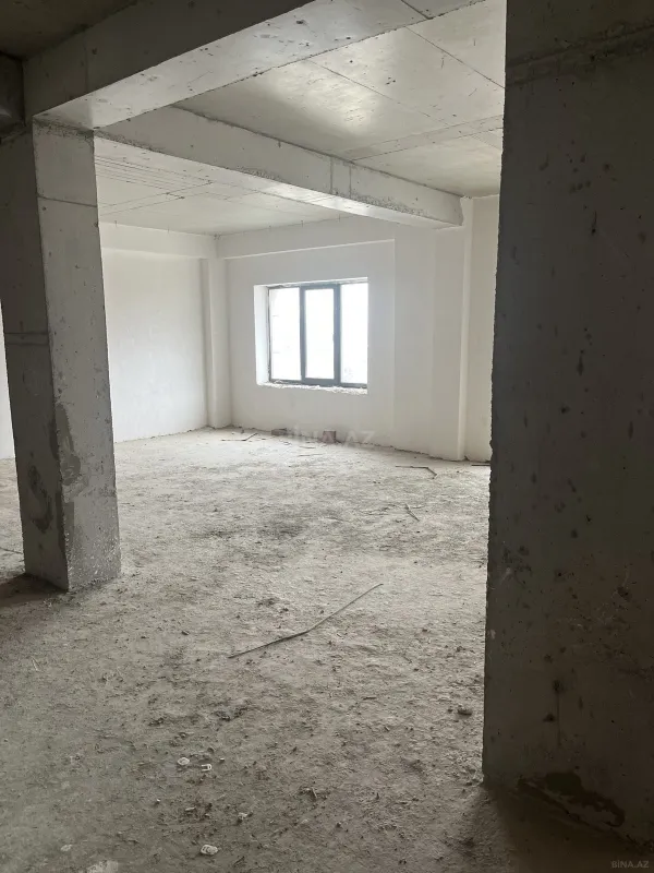 Satılır 3 otaqlı mənzil 140 m²