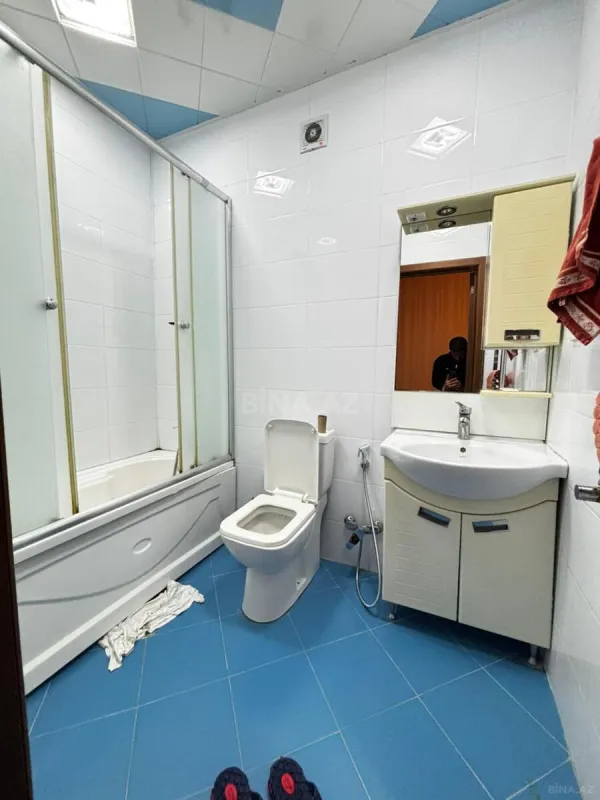 Kirayə verilir 2 otaqlı mənzil 75 m²