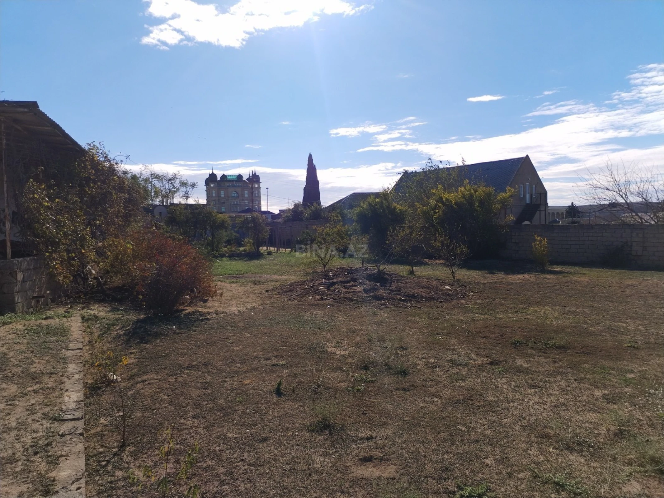 Satılır 5 otaqlı həyət evi 160 m²