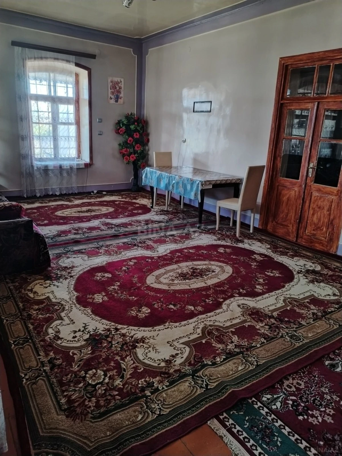 Satılır 5 otaqlı həyət evi 160 m²