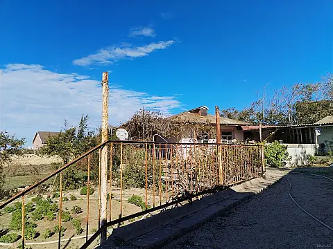 Satılır 5 otaqlı həyət evi 160 m²