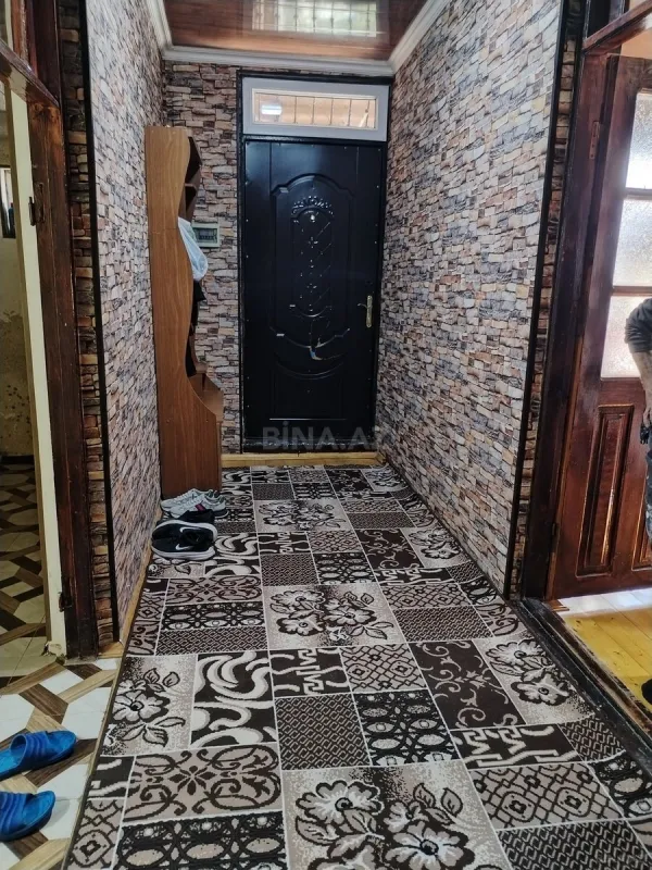Satılır 5 otaqlı həyət evi 160 m²