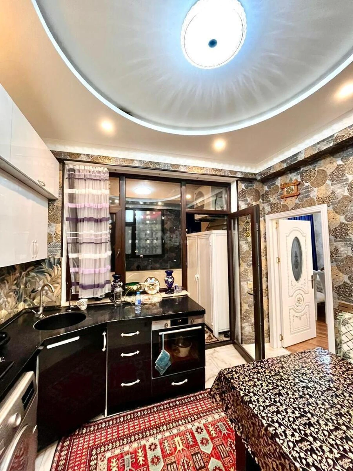 Satılır 3 otaqlı mənzil 95 m²