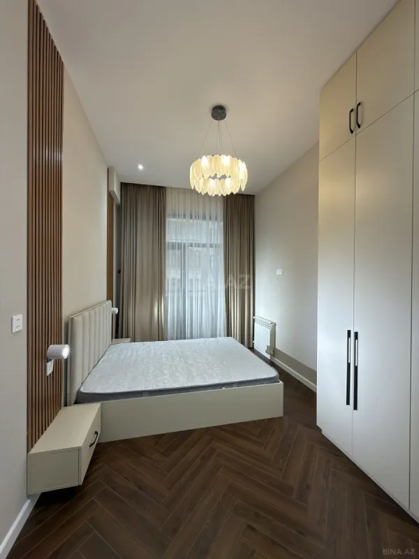 Satılır 3 otaqlı mənzil 125 m²