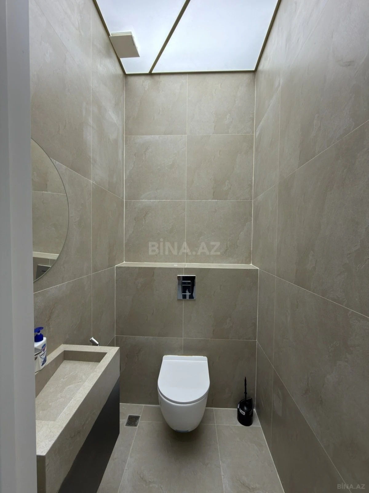 Satılır 3 otaqlı mənzil 125 m²