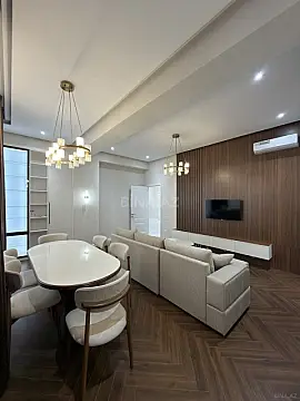 Satılır 3 otaqlı mənzil 125 m²