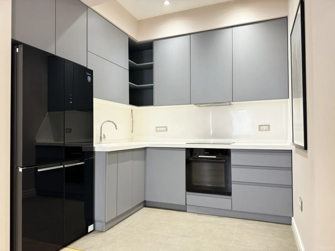 Satılır 2 otaqlı mənzil 67 m²
