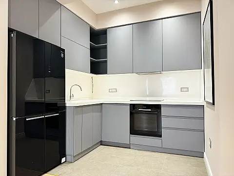 Satılır 2 otaqlı mənzil 67 m²