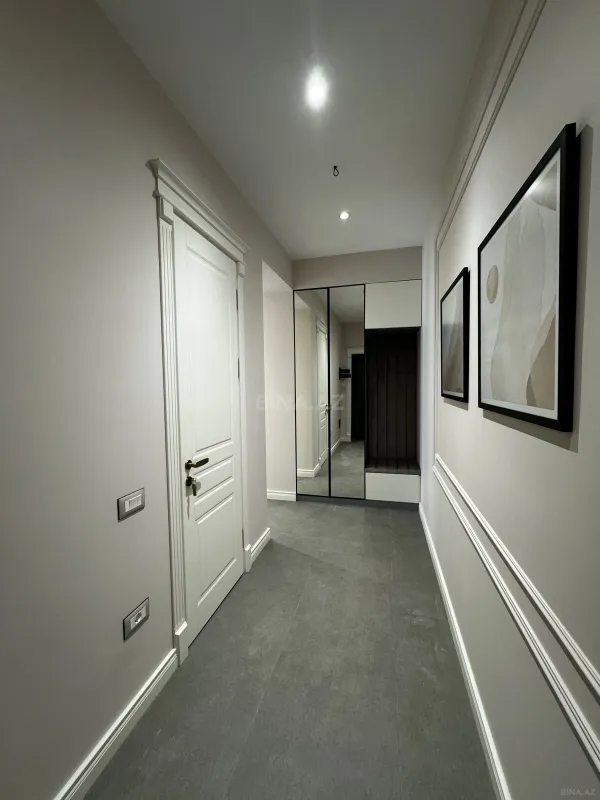 Satılır 2 otaqlı mənzil 67 m²