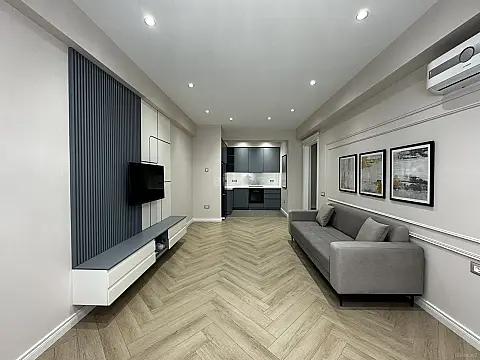 Satılır 2 otaqlı mənzil 67 m²