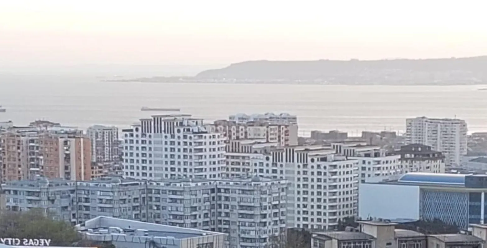 Satılır 2 otaqlı mənzil 60 m²