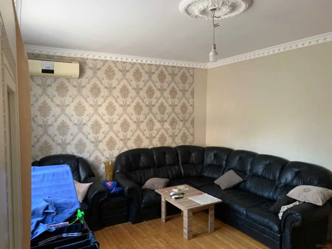 Satılır 3 otaqlı həyət evi 140 m²