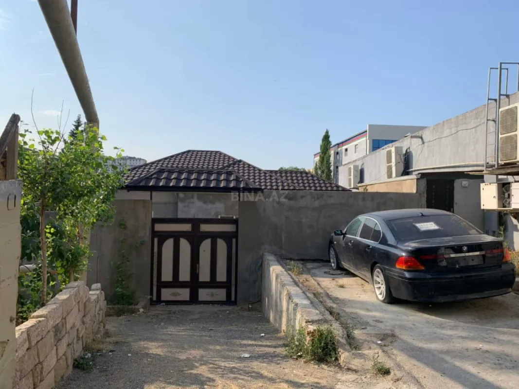 Satılır 3 otaqlı həyət evi 140 m²