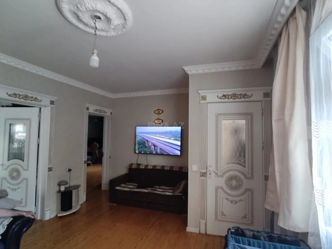 Satılır 3 otaqlı həyət evi 140 m²