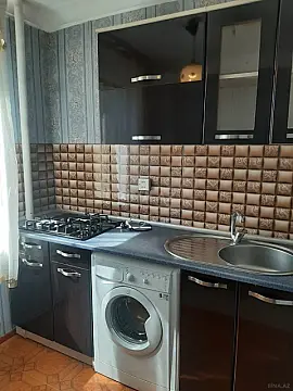 Kirayə verilir 1 otaqlı mənzil 35 m² — Bakı 1 otaq 35.00 m²