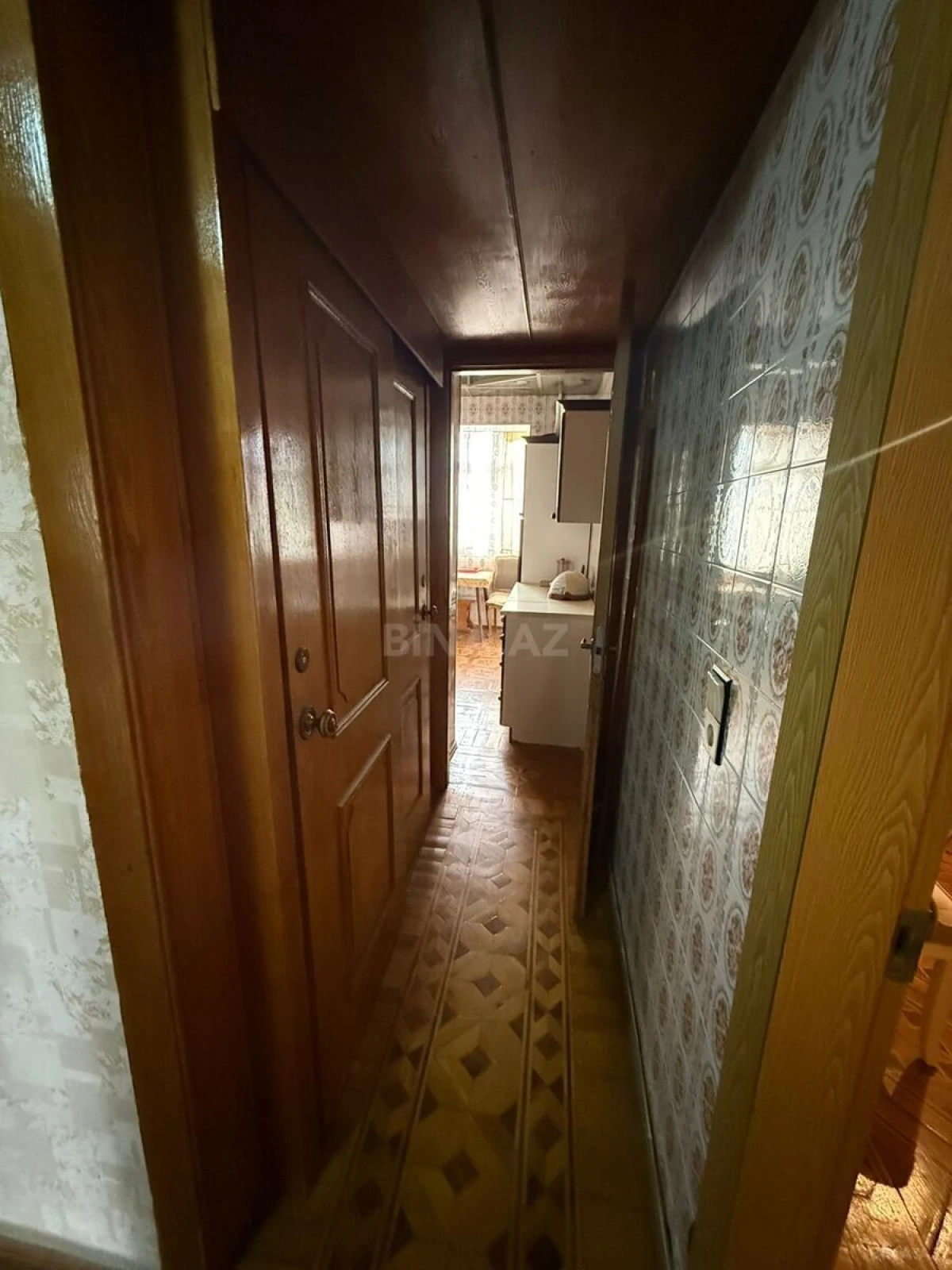 Satılır 5 otaqlı mənzil 120 m²