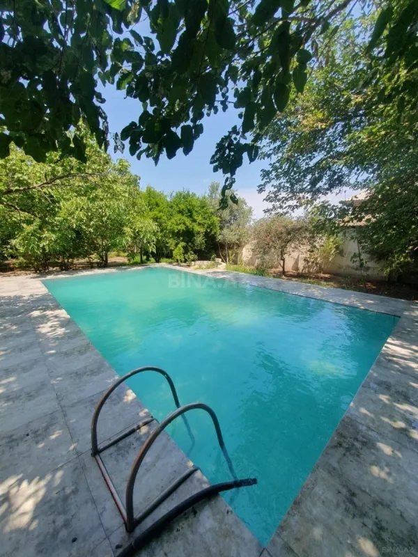 Kirayə verilir 6 otaqlı həyət evi 350 m²