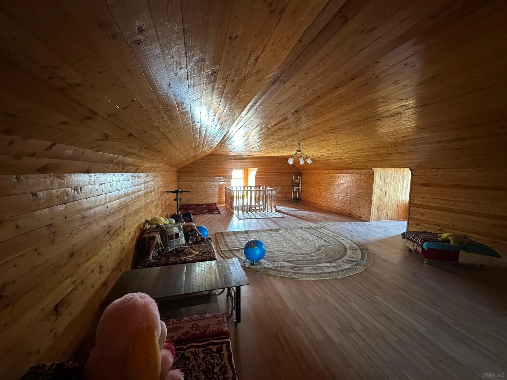 Kirayə verilir 6 otaqlı həyət evi 350 m²