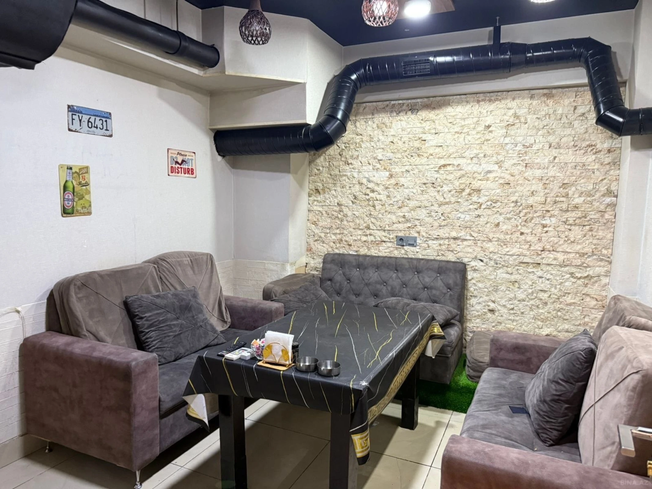 Kirayə verilir obyekt 180 m²