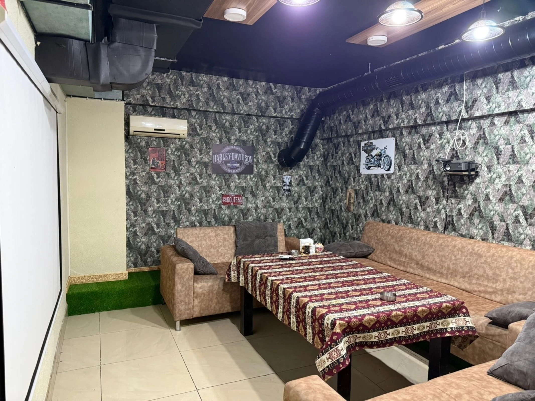 Kirayə verilir obyekt 180 m²