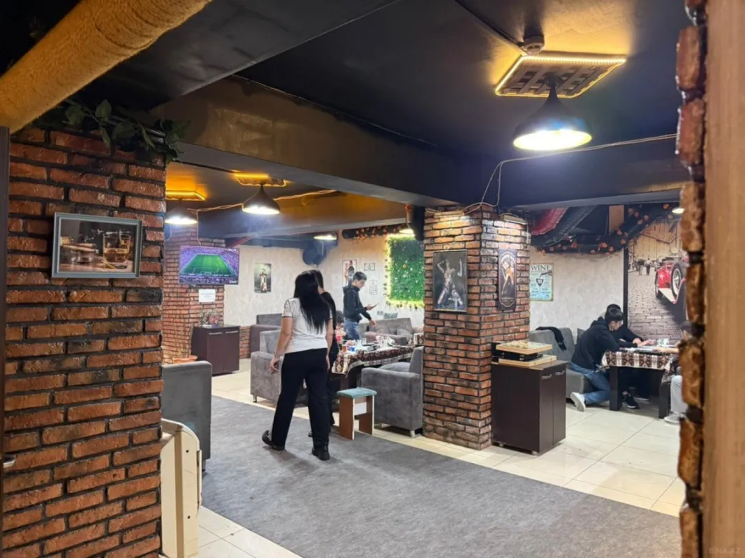 Kirayə verilir obyekt 180 m²