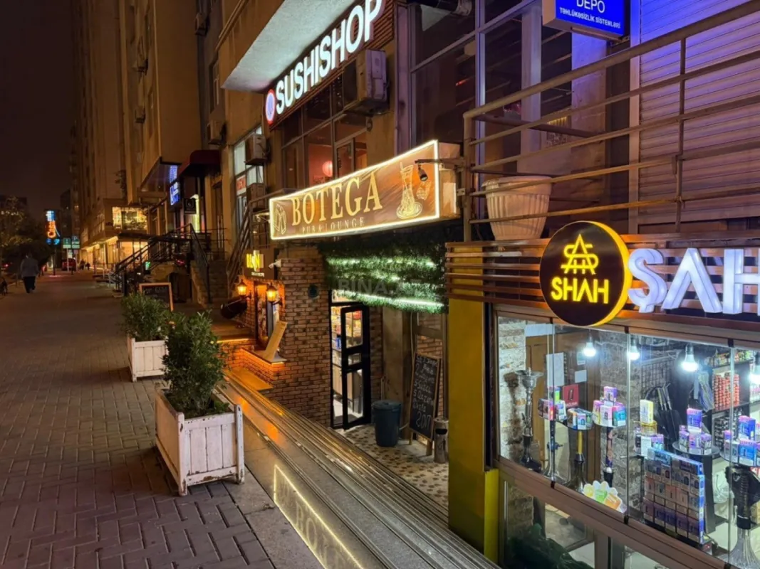 Kirayə verilir obyekt 180 m²