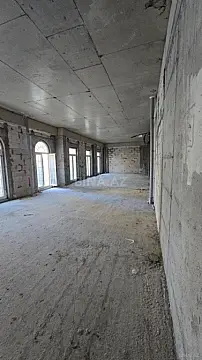 Satılır 3 otaqlı mənzil 152 m²