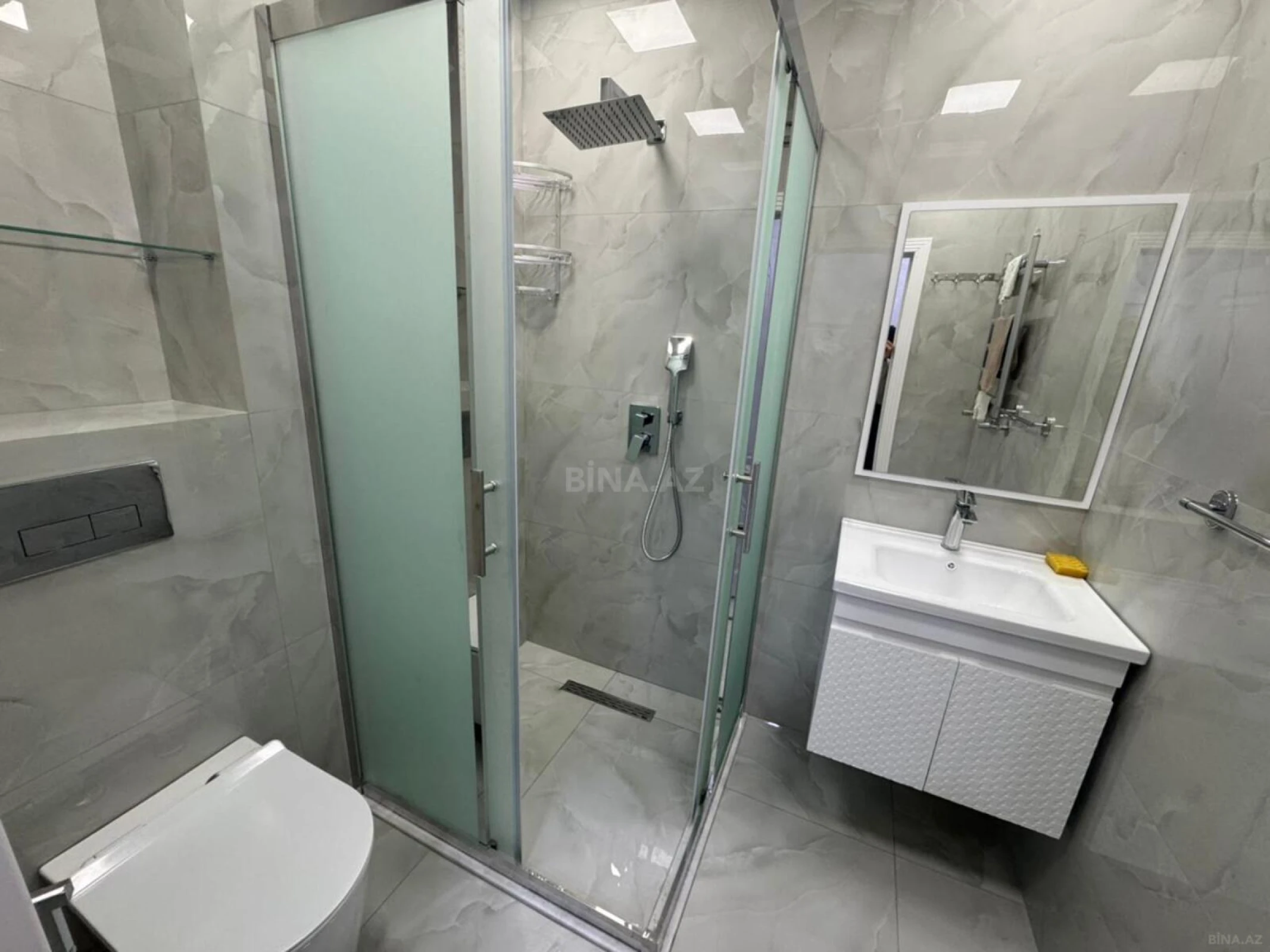 Kirayə verilir 3 otaqlı mənzil 80 m²