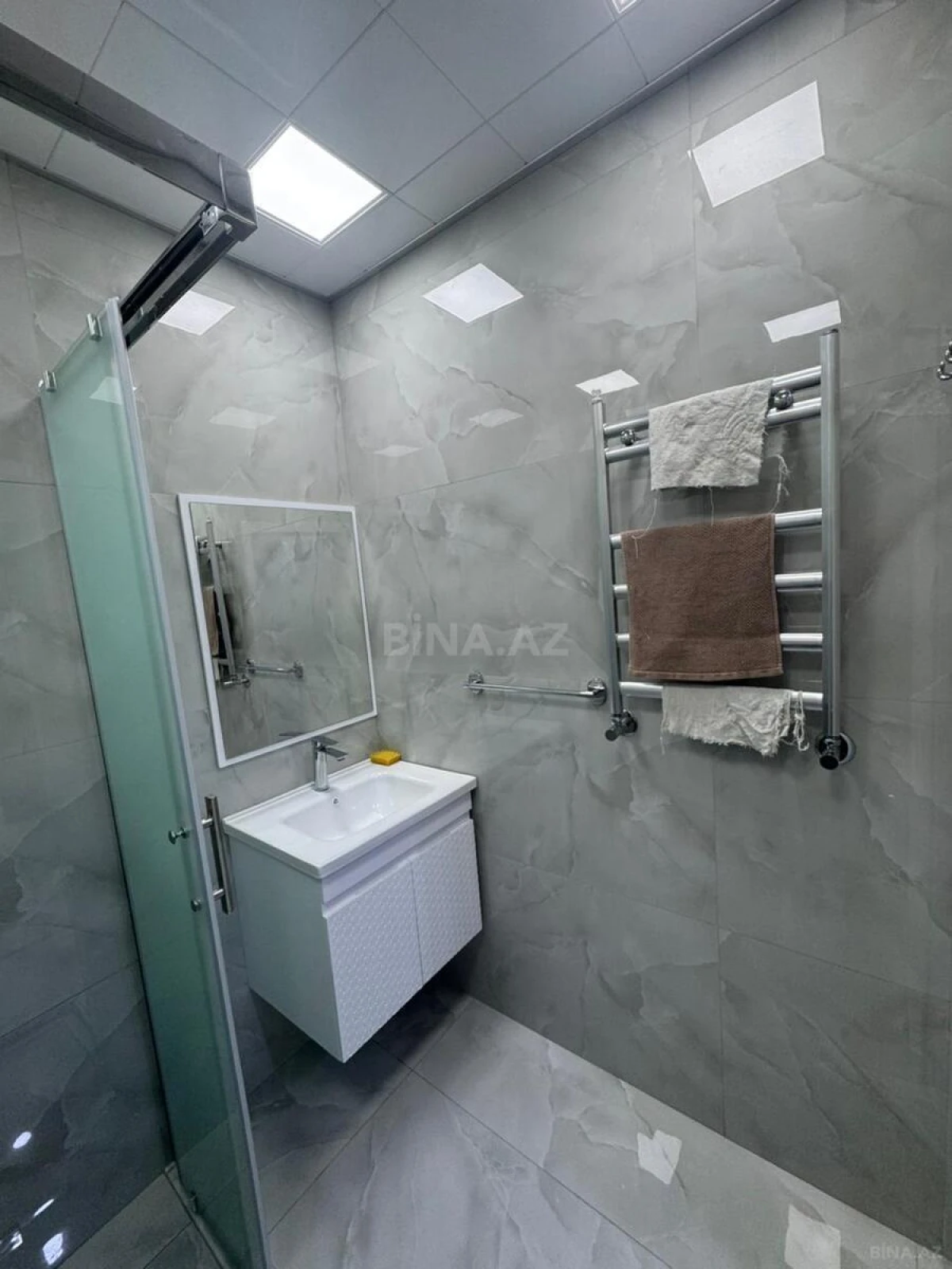 Kirayə verilir 3 otaqlı mənzil 80 m²