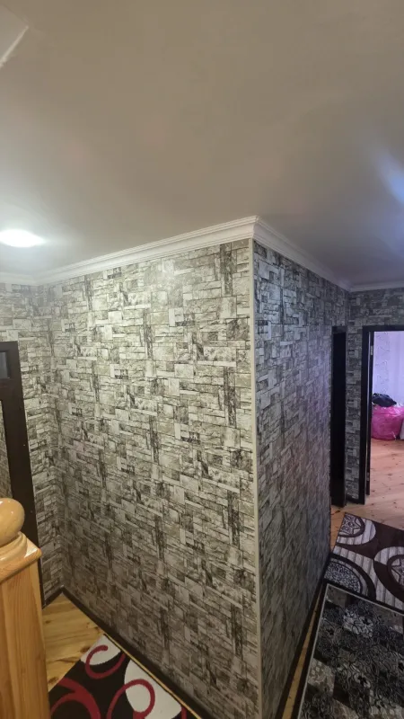 Satılır 5 otaqlı həyət evi 140 m²
