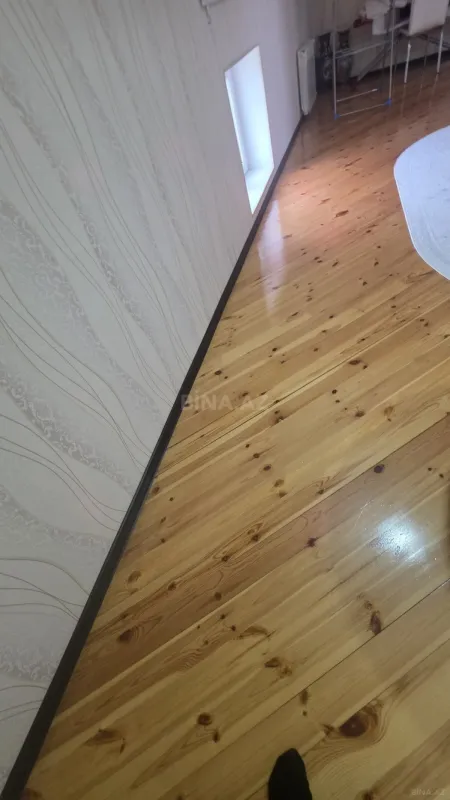 Satılır 5 otaqlı həyət evi 140 m²