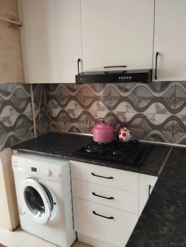 Kirayə verilir 2 otaqlı mənzil 60 m²