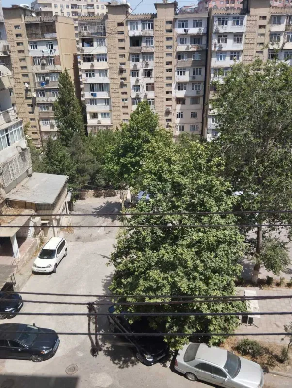 Kirayə verilir 2 otaqlı mənzil 60 m²